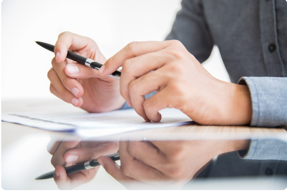 ابطال مناقصه پس از بازگشایی پاکات و اعلام برنده؛ راهکار قانونی در تأخیر ۶ ماهه انعقاد قرارداد