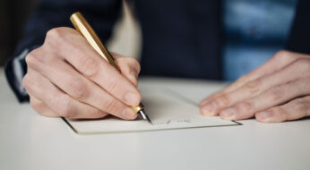 قیمت‌گذاری غیرمتعارف در مناقصات